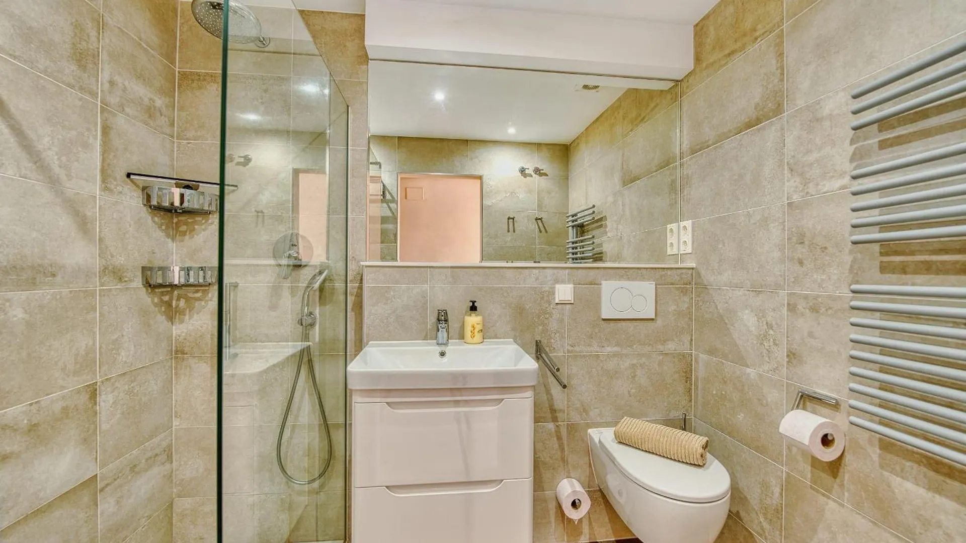 3027 Exclusive Family Retreat Near Marbella Beach