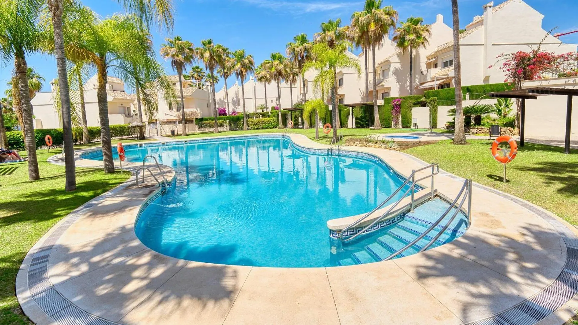 3027 Exclusive Family Retreat Near Marbella Beach Holiday home